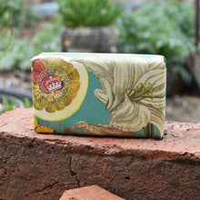 Load image into Gallery viewer, Kew Gardens Grapefruit and Lily Soap