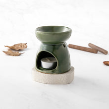 Load image into Gallery viewer, Aroma/Essential Oil and Wax Burners: Beehive