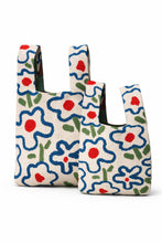 Load image into Gallery viewer, Groovy Garden - Knitted Bag: Cream / Small