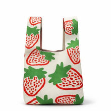 Load image into Gallery viewer, Berry Sweet - Knitted Bag: Cream / Medium