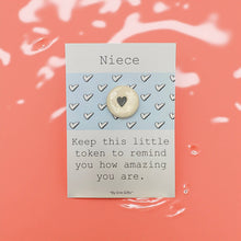 Load image into Gallery viewer, Niece Ceramic Pocket Token Pocket Hug and Card