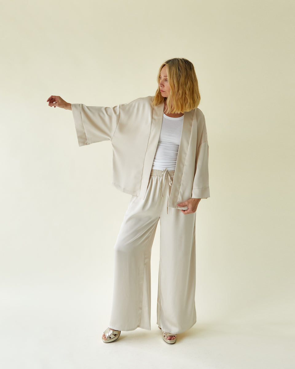 Chalk Faith Kimono - Champagne