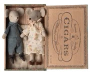 Maileg - Grandma and Grandpa mice in cigarbox