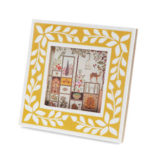 Load image into Gallery viewer, Square resin picture frame (3.5" X 3.5") - Mustard yellow
