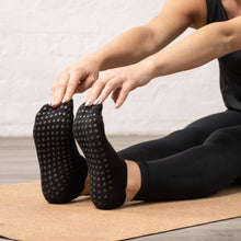 Load image into Gallery viewer, Myga Grip Yoga Socks: XL
