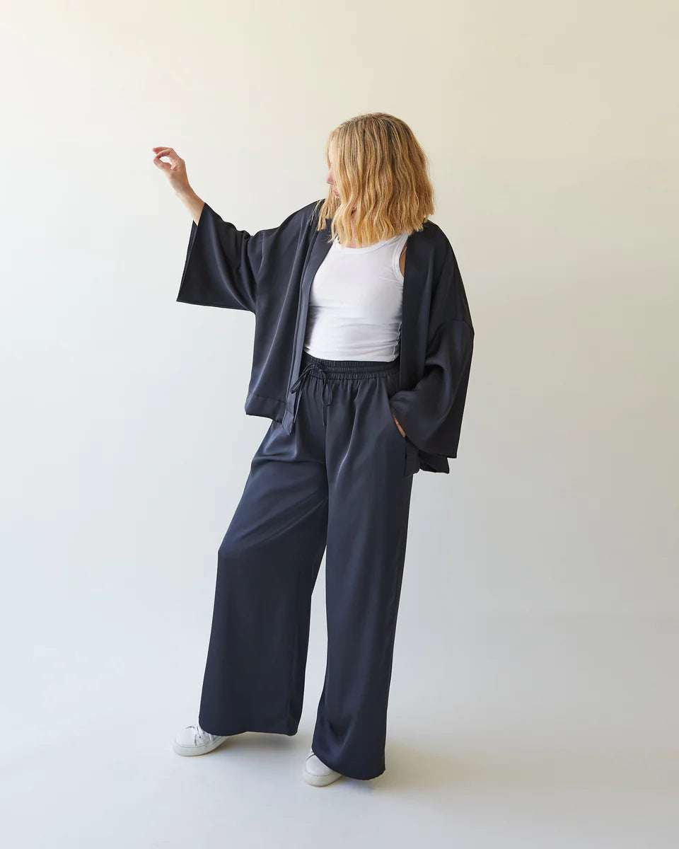 Chalk Faith Kimono - Gun Metal