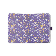 Load image into Gallery viewer, A6 Notebook &amp; Pen - Pulteney Press (Pride &amp; Prejudice)
