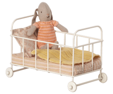 Load image into Gallery viewer, Maileg Cot bed, Micro - Rose

