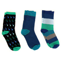 Load image into Gallery viewer, Pom - Blues &amp;amp, Greens Stripe and Triangle Men’s Bamboo 3pair Sock Box Set

